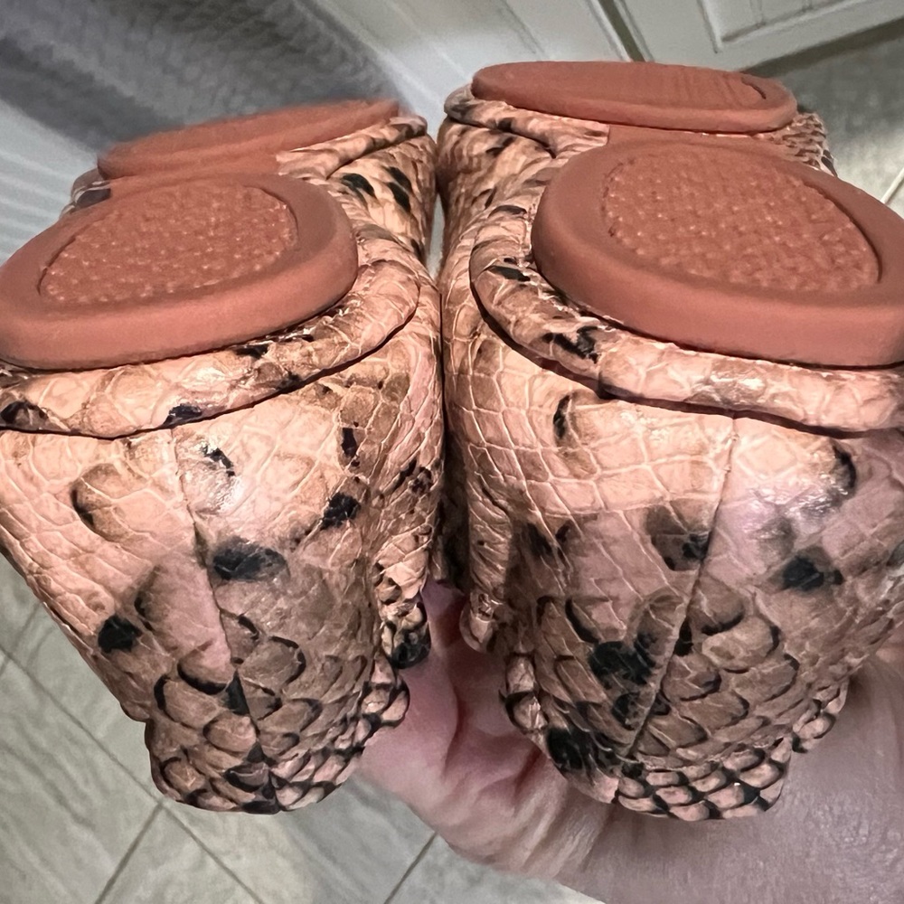 Tory Burch Minnie Travel Ballet Stamped Snake Printed Leather Blush Pink Size 6 - Picture 10 of 11